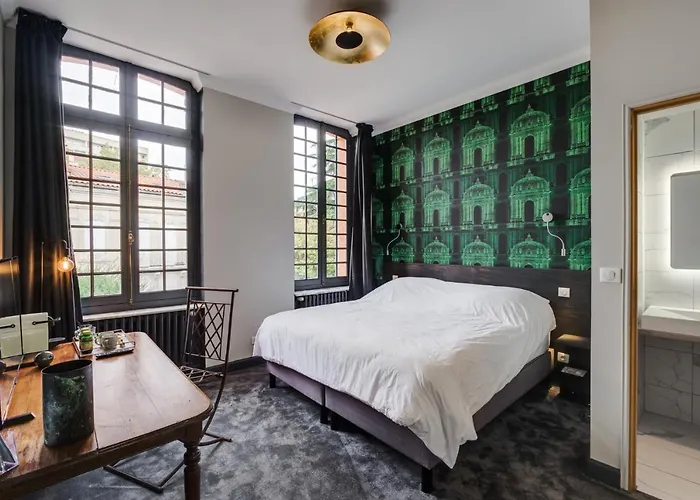 Hôtel Une Chambre en Ville